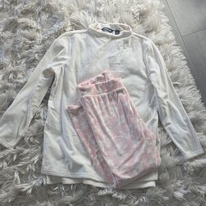 Land's End Fleece White and Pink Lounge Set